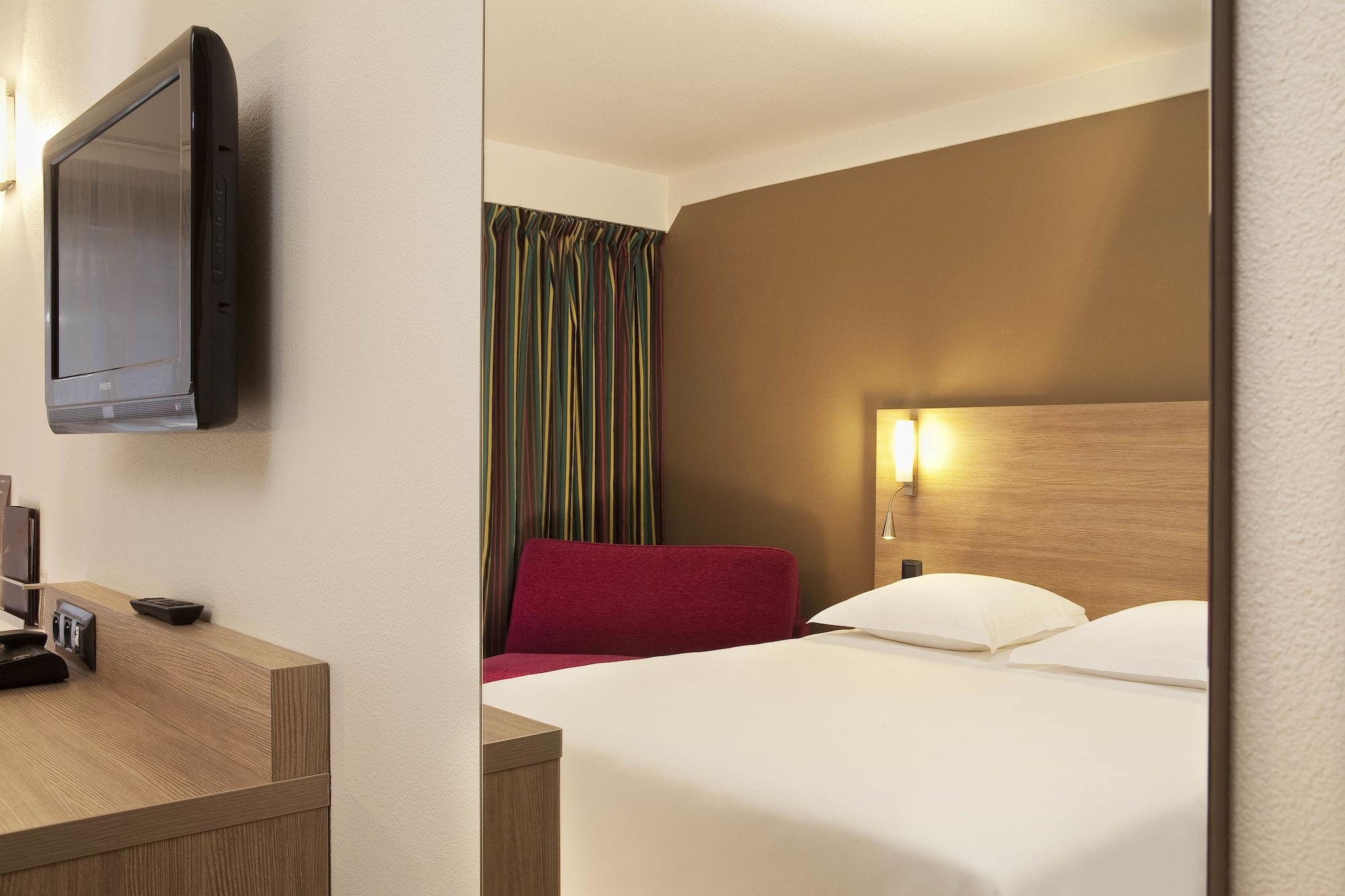 Escale Oceania Quimper Centre Otel Dış mekan fotoğraf