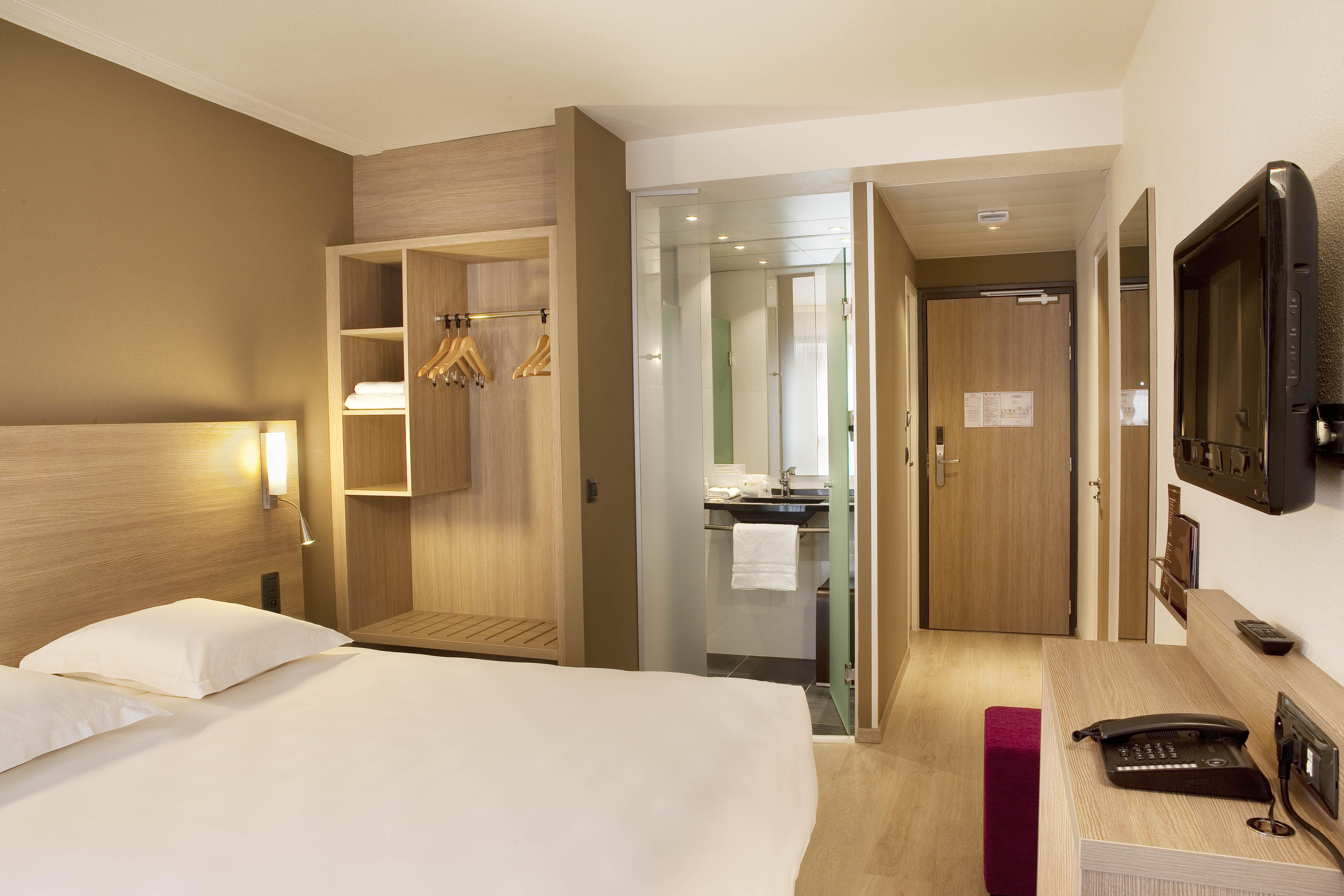 Escale Oceania Quimper Centre Otel Dış mekan fotoğraf